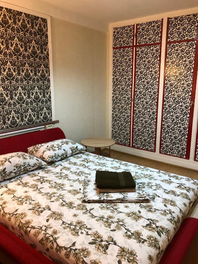 Kyiv Apartment In Pechersk On Oleksandra Kopylenko 외부 사진